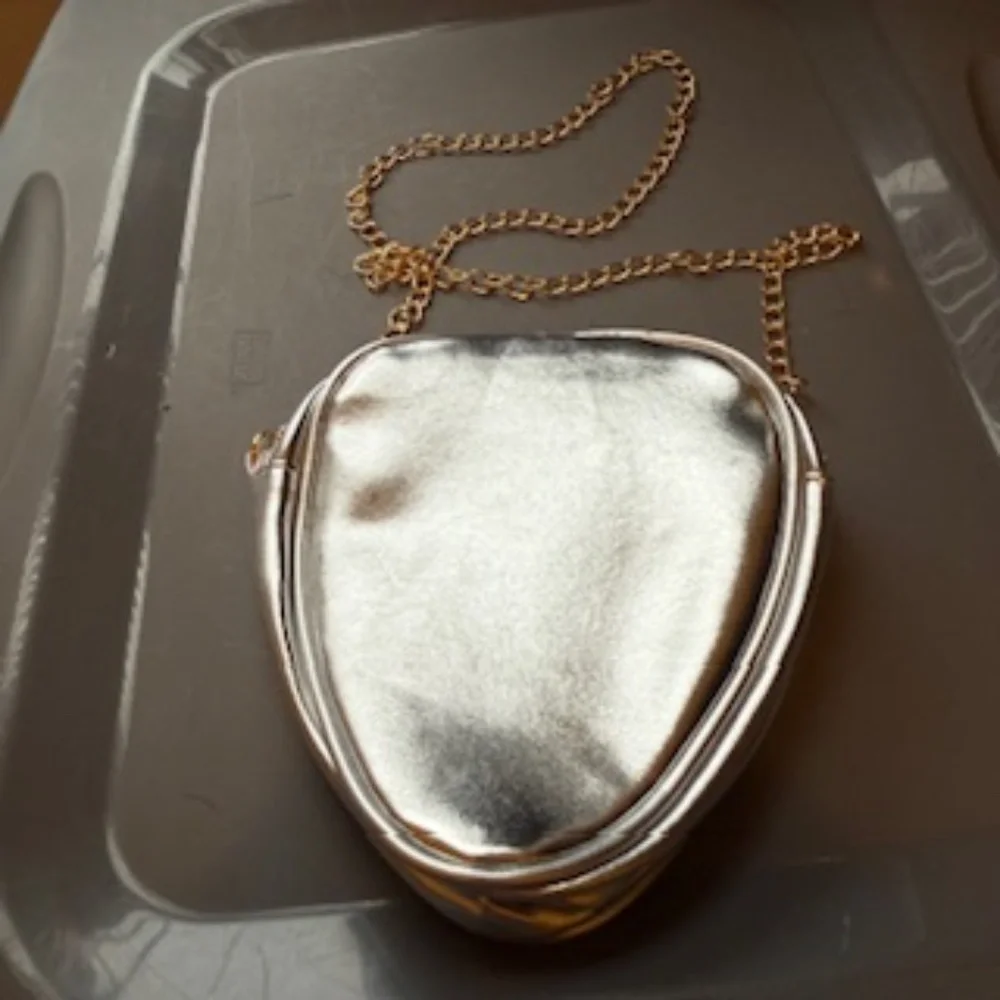 Alien novelty purse - Picture 6 of 7